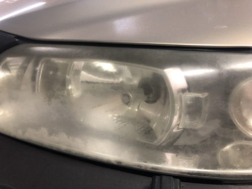 IMG 5828 - 【ボルボ】輸入車の価値を引き上げるヘッドライト磨き